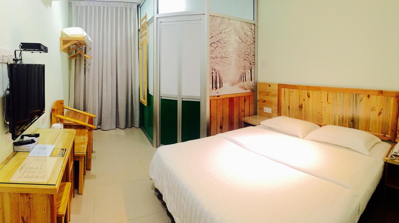 Semerah Garden Hotel Pontian Kecil Esterno foto